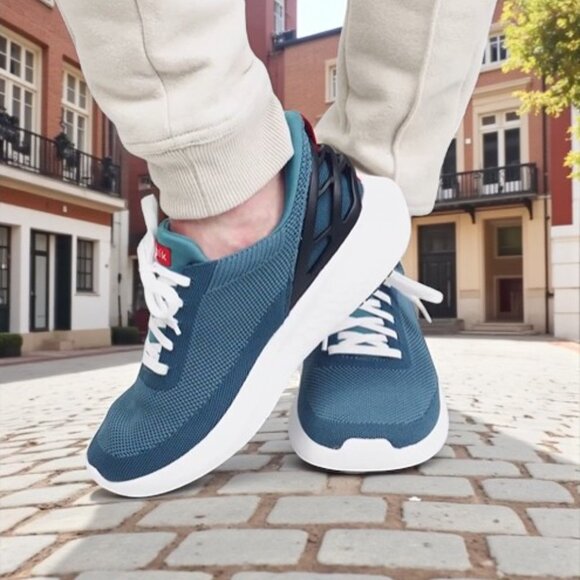 KIZIK Athens Sneaker in Deep Sea M 7.5 / W 9 - Picture 1 of 10